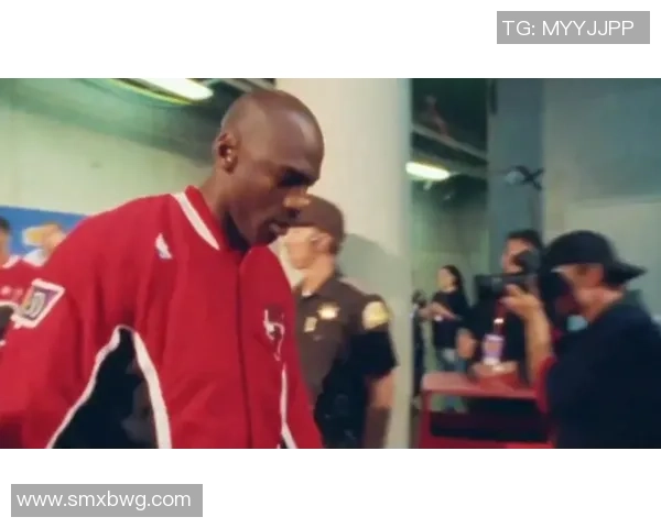 乔丹在奇才时期对阵公牛的精彩封盖瞬间回顾与分析 乔丹在奇才时期对阵公牛的精彩封盖瞬间回顾与分析