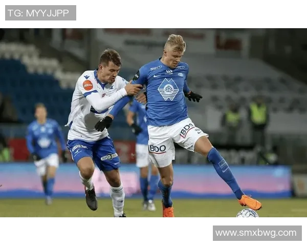 伯德闪耀与莫尔德的精彩对决揭示了足球战术的博弈与球员的非凡表现 伯德闪耀与莫尔德的精彩对决揭示了足球战术的博弈与球员的非凡表现