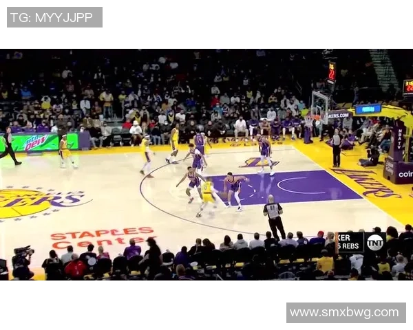 宾福特主场迎战周三队全力争胜展现强大实力 宾福特主场迎战周三队全力争胜展现强大实力