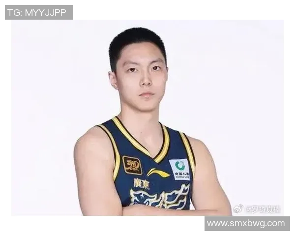 胡明轩的篮球之路：从青涩少年到国家队的闪耀明星